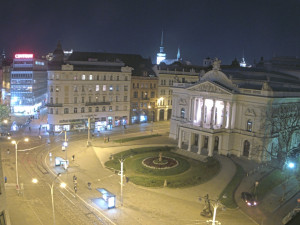 Město Brno - Malinovského náměstí - 4.11.2025 v 19:45 Město Brno - Malinovského náměstí - 4.11.2025 v 19:45