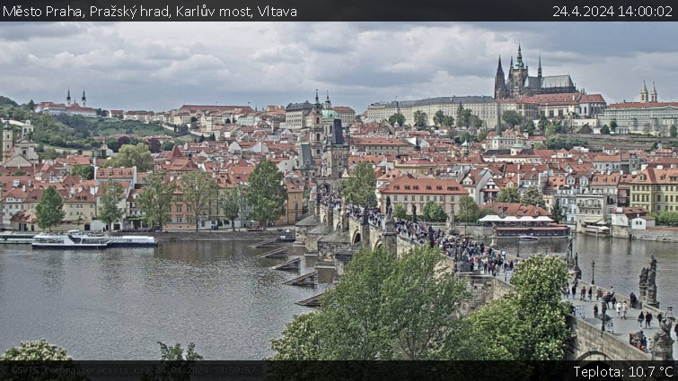 Město Praha - Pražský hrad, Karlův most, Vltava - 24.4.2024 v 14:00