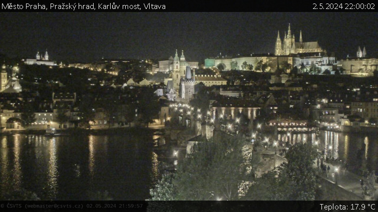 Město Praha - Pražský hrad, Karlův most, Vltava - 2.5.2024 v 22:00