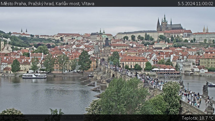 Město Praha - Pražský hrad, Karlův most, Vltava - 5.5.2024 v 11:00