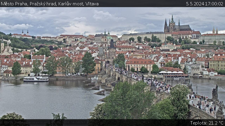 Město Praha - Pražský hrad, Karlův most, Vltava - 5.5.2024 v 17:00