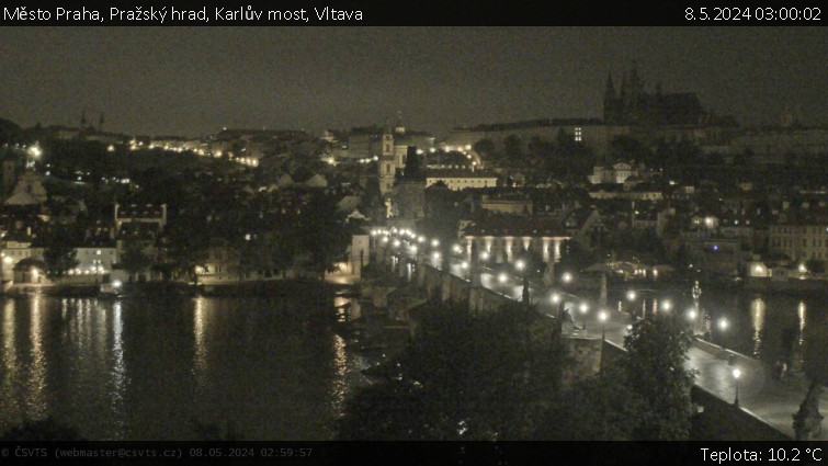 Město Praha - Pražský hrad, Karlův most, Vltava - 8.5.2024 v 03:00