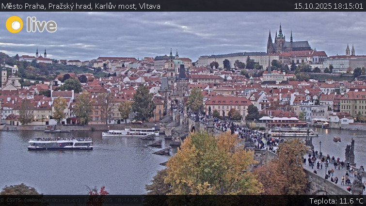 Město Praha - Pražský hrad, Karlův most, Vltava - 15.10.2025 v 18:15 Město Praha - Pražský hrad, Karlův most, Vltava - 15.10.2025 v 18:15
