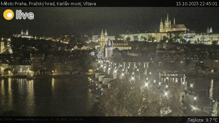 Město Praha - Pražský hrad, Karlův most, Vltava - 15.10.2025 v 22:45 Město Praha - Pražský hrad, Karlův most, Vltava - 15.10.2025 v 22:45