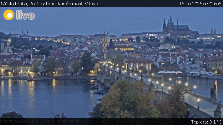 Město Praha - Pražský hrad, Karlův most, Vltava - 16.10.2025 v 07:00 Město Praha - Pražský hrad, Karlův most, Vltava - 16.10.2025 v 07:00