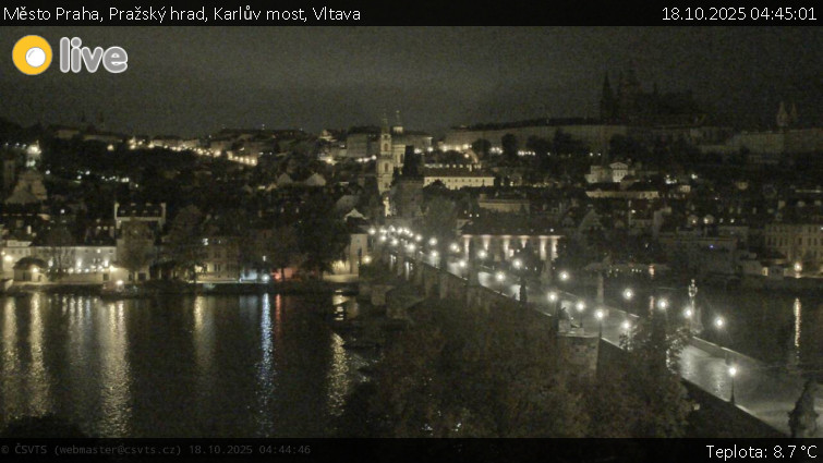 Město Praha - Pražský hrad, Karlův most, Vltava - 18.10.2025 v 04:45 Město Praha - Pražský hrad, Karlův most, Vltava - 18.10.2025 v 04:45