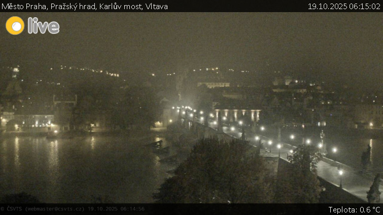 Město Praha - Pražský hrad, Karlův most, Vltava - 19.10.2025 v 06:15 Město Praha - Pražský hrad, Karlův most, Vltava - 19.10.2025 v 06:15