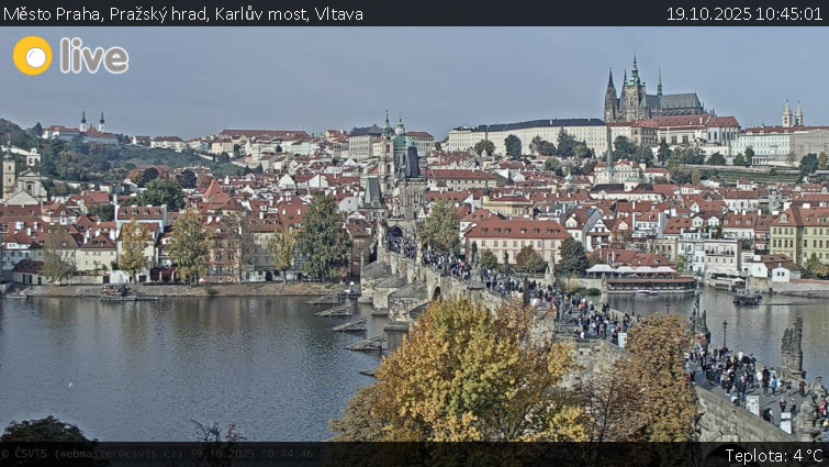 Město Praha - Pražský hrad, Karlův most, Vltava - 19.10.2025 v 10:45 Město Praha - Pražský hrad, Karlův most, Vltava - 19.10.2025 v 10:45
