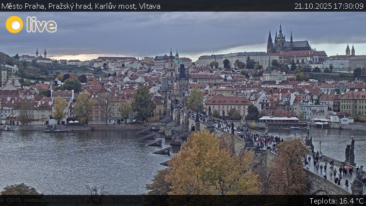 Město Praha - Pražský hrad, Karlův most, Vltava - 21.10.2025 v 17:30 Město Praha - Pražský hrad, Karlův most, Vltava - 21.10.2025 v 17:30