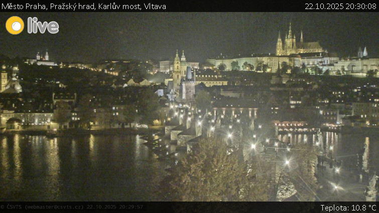 Město Praha - Pražský hrad, Karlův most, Vltava - 22.10.2025 v 20:30 Město Praha - Pražský hrad, Karlův most, Vltava - 22.10.2025 v 20:30