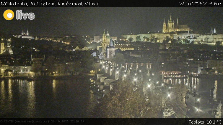 Město Praha - Pražský hrad, Karlův most, Vltava - 22.10.2025 v 22:30 Město Praha - Pražský hrad, Karlův most, Vltava - 22.10.2025 v 22:30