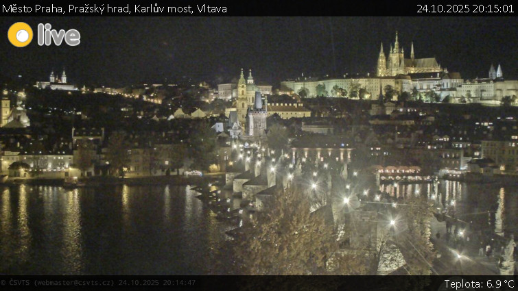 Město Praha - Pražský hrad, Karlův most, Vltava - 24.10.2025 v 20:15 Město Praha - Pražský hrad, Karlův most, Vltava - 24.10.2025 v 20:15