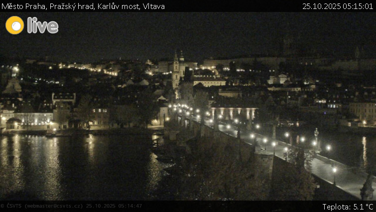 Město Praha - Pražský hrad, Karlův most, Vltava - 25.10.2025 v 05:15 Město Praha - Pražský hrad, Karlův most, Vltava - 25.10.2025 v 05:15