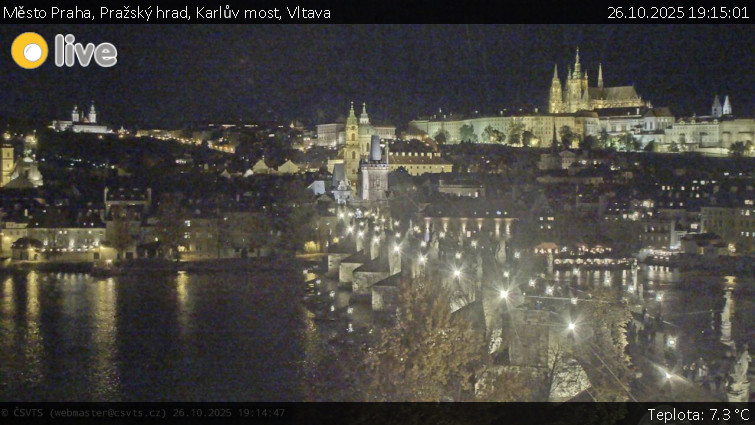 Město Praha - Pražský hrad, Karlův most, Vltava - 26.10.2025 v 19:15 Město Praha - Pražský hrad, Karlův most, Vltava - 26.10.2025 v 19:15