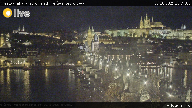 Město Praha - Pražský hrad, Karlův most, Vltava - 30.10.2025 v 18:30 Město Praha - Pražský hrad, Karlův most, Vltava - 30.10.2025 v 18:30
