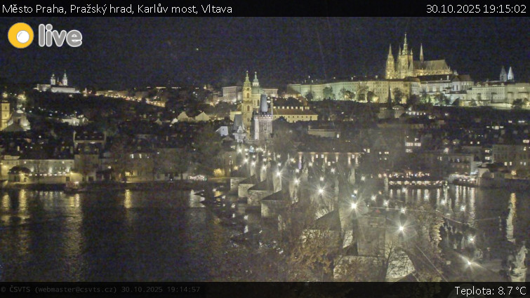 Město Praha - Pražský hrad, Karlův most, Vltava - 30.10.2025 v 19:15 Město Praha - Pražský hrad, Karlův most, Vltava - 30.10.2025 v 19:15