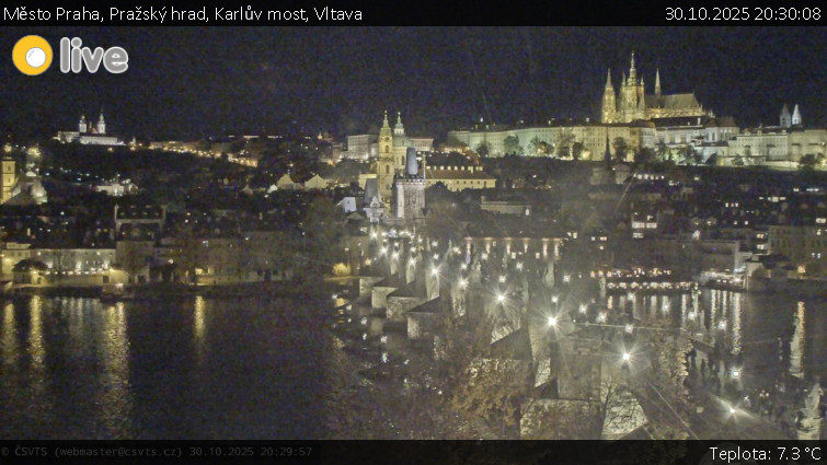 Město Praha - Pražský hrad, Karlův most, Vltava - 30.10.2025 v 20:30 Město Praha - Pražský hrad, Karlův most, Vltava - 30.10.2025 v 20:30