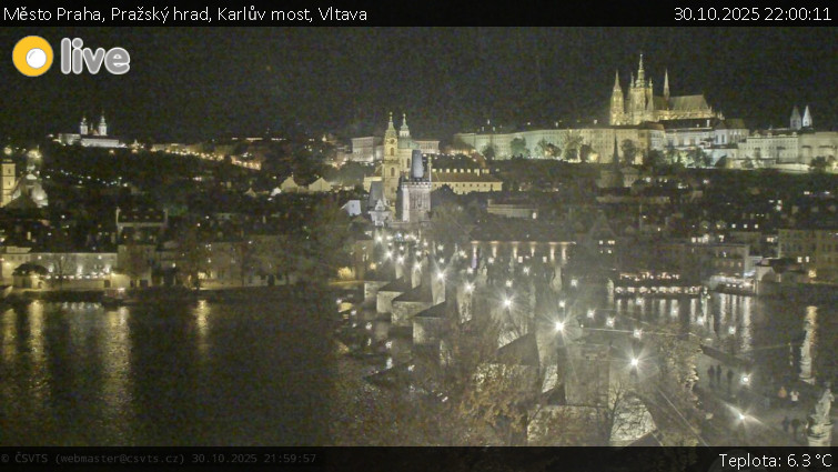 Město Praha - Pražský hrad, Karlův most, Vltava - 30.10.2025 v 22:00 Město Praha - Pražský hrad, Karlův most, Vltava - 30.10.2025 v 22:00