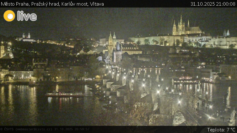 Město Praha - Pražský hrad, Karlův most, Vltava - 31.10.2025 v 21:00 Město Praha - Pražský hrad, Karlův most, Vltava - 31.10.2025 v 21:00