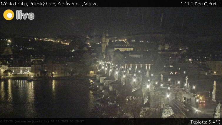 Město Praha - Pražský hrad, Karlův most, Vltava - 1.11.2025 v 00:30 Město Praha - Pražský hrad, Karlův most, Vltava - 1.11.2025 v 00:30