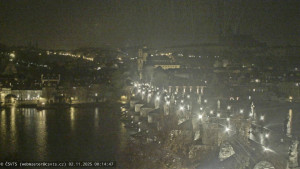 Město Praha - Pražský hrad, Karlův most, Vltava - 2.11.2025 v 00:15 Město Praha - Pražský hrad, Karlův most, Vltava - 2.11.2025 v 00:15
