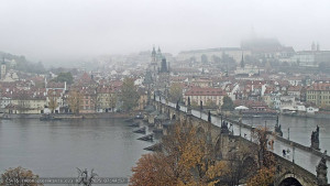 Město Praha - Pražský hrad, Karlův most, Vltava - 2.11.2025 v 07:45 Město Praha - Pražský hrad, Karlův most, Vltava - 2.11.2025 v 07:45