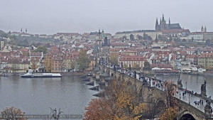 Město Praha - Pražský hrad, Karlův most, Vltava - 2.11.2025 v 15:45 Město Praha - Pražský hrad, Karlův most, Vltava - 2.11.2025 v 15:45