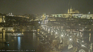 Město Praha - Pražský hrad, Karlův most, Vltava - 2.11.2025 v 17:45 Město Praha - Pražský hrad, Karlův most, Vltava - 2.11.2025 v 17:45