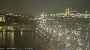 Město Praha - Pražský hrad, Karlův most, Vltava - 2.11.2025 v 18:30 Město Praha - Pražský hrad, Karlův most, Vltava - 2.11.2025 v 18:30