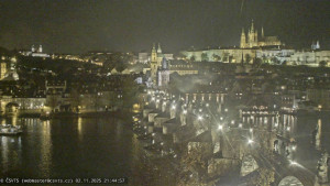 Město Praha - Pražský hrad, Karlův most, Vltava - 2.11.2025 v 21:45 Město Praha - Pražský hrad, Karlův most, Vltava - 2.11.2025 v 21:45