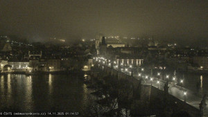 Město Praha - Pražský hrad, Karlův most, Vltava - 14.11.2025 v 01:15 Město Praha - Pražský hrad, Karlův most, Vltava - 14.11.2025 v 01:15