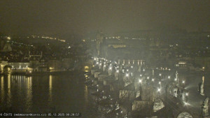 Město Praha - Pražský hrad, Karlův most, Vltava - 5.12.2025 v 00:30 Město Praha - Pražský hrad, Karlův most, Vltava - 5.12.2025 v 00:30
