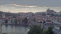 Prager Burg, Karlsbrücke, Moldau