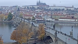 Prager Burg, Karlsbrücke, Moldau