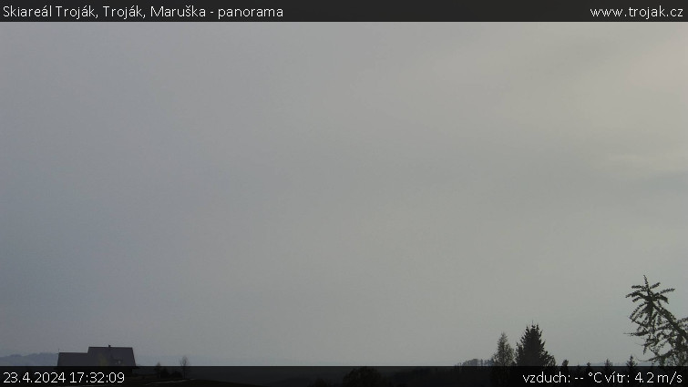 Skiareál Troják - Troják, Maruška - panorama - 23.4.2024 v 17:32