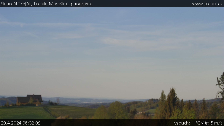 Skiareál Troják - Troják, Maruška - panorama - 29.4.2024 v 06:32