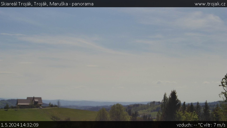 Skiareál Troják - Troják, Maruška - panorama - 1.5.2024 v 14:32