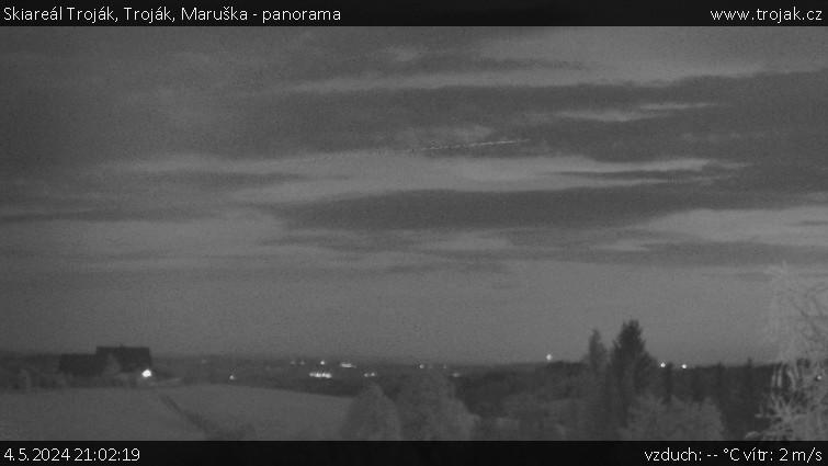 Skiareál Troják - Troják, Maruška - panorama - 4.5.2024 v 21:02