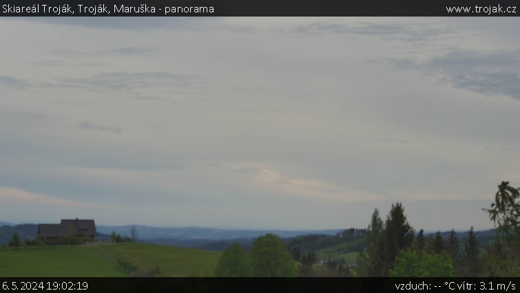 Skiareál Troják - Troják, Maruška - panorama - 6.5.2024 v 19:02