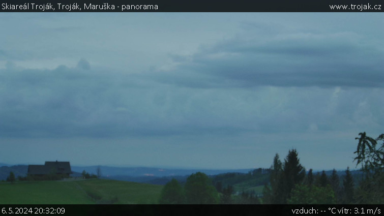 Skiareál Troják - Troják, Maruška - panorama - 6.5.2024 v 20:32