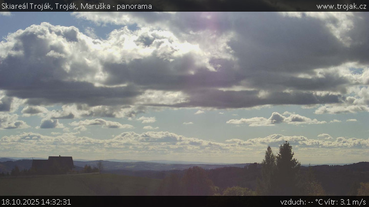 Skiareál Troják - Troják, Maruška - panorama - 18.10.2025 v 14:32 Skiareál Troják - Troják, Maruška - panorama - 18.10.2025 v 14:32