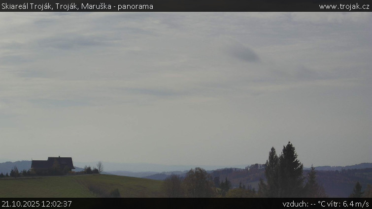 Skiareál Troják - Troják, Maruška - panorama - 21.10.2025 v 12:02 Skiareál Troják - Troják, Maruška - panorama - 21.10.2025 v 12:02