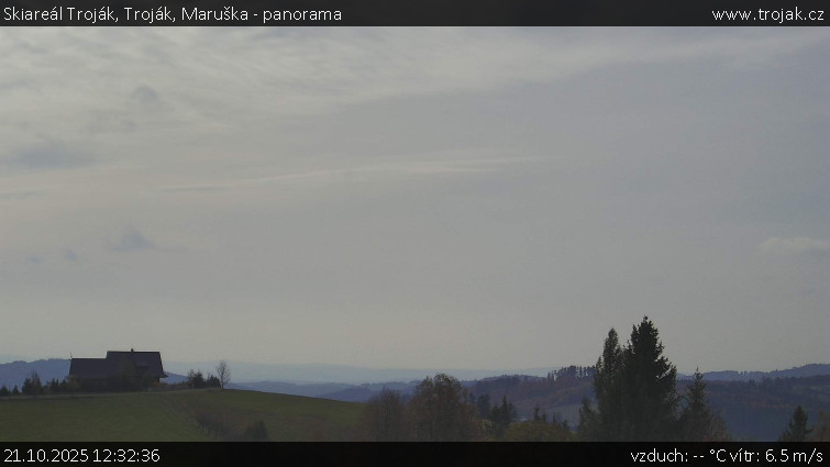 Skiareál Troják - Troják, Maruška - panorama - 21.10.2025 v 12:32 Skiareál Troják - Troják, Maruška - panorama - 21.10.2025 v 12:32