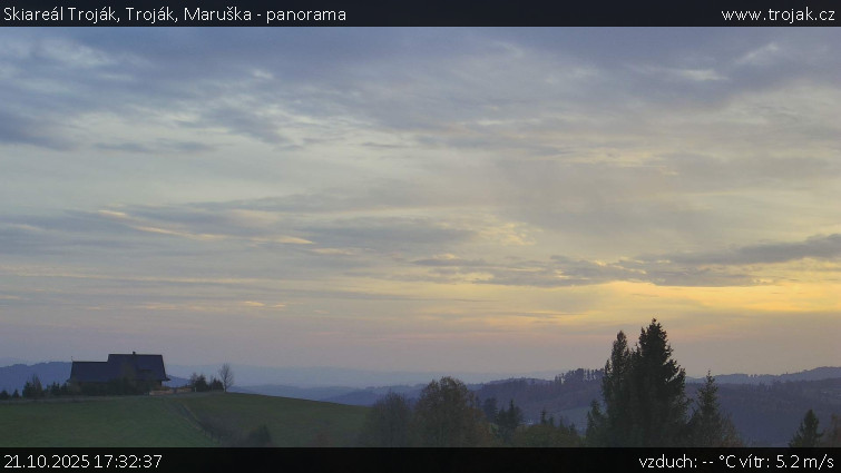 Skiareál Troják - Troják, Maruška - panorama - 21.10.2025 v 17:32 Skiareál Troják - Troják, Maruška - panorama - 21.10.2025 v 17:32