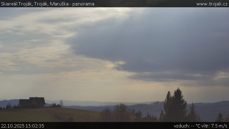 Skiareál Troják - Troják, Maruška - panorama - 22.10.2025 v 15:02 Skiareál Troják - Troják, Maruška - panorama - 22.10.2025 v 15:02