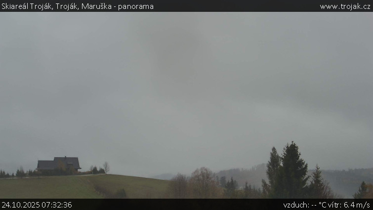 Skiareál Troják - Troják, Maruška - panorama - 24.10.2025 v 07:32 Skiareál Troják - Troják, Maruška - panorama - 24.10.2025 v 07:32