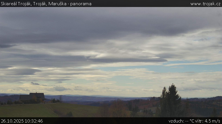 Skiareál Troják - Troják, Maruška - panorama - 26.10.2025 v 10:32 Skiareál Troják - Troják, Maruška - panorama - 26.10.2025 v 10:32