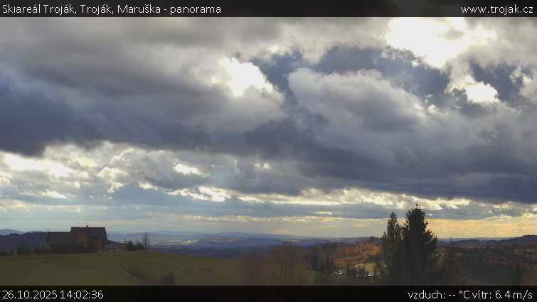 Skiareál Troják - Troják, Maruška - panorama - 26.10.2025 v 14:02 Skiareál Troják - Troják, Maruška - panorama - 26.10.2025 v 14:02