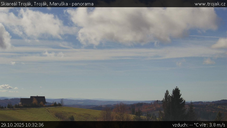 Skiareál Troják - Troják, Maruška - panorama - 29.10.2025 v 10:32 Skiareál Troják - Troják, Maruška - panorama - 29.10.2025 v 10:32