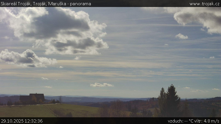 Skiareál Troják - Troják, Maruška - panorama - 29.10.2025 v 12:32 Skiareál Troják - Troják, Maruška - panorama - 29.10.2025 v 12:32